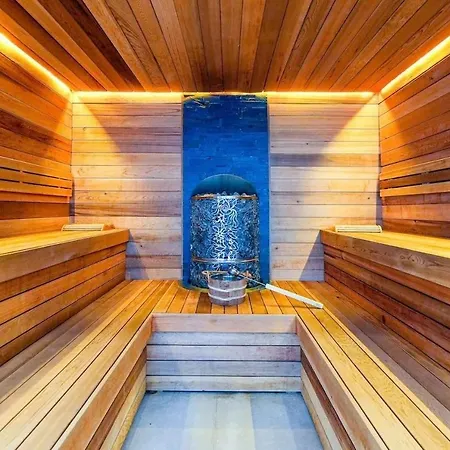 Apartmán 650m In&out - - Free And Parking