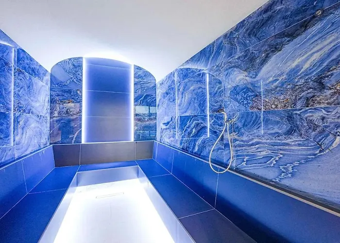 Appartamento 650m In&out - - Free Spa&parking